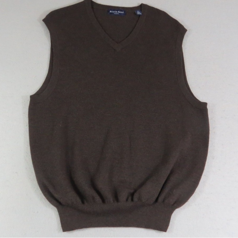 VTG Austin Reed London Merino Wool Sweater Vest Mens L Brown V Neck Classic Prep